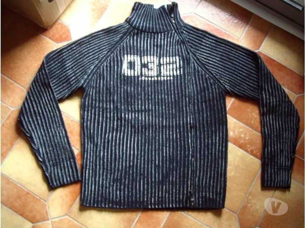 Vêtements occasion Bas-Rhin Bouxwiller - 67330 - Photos Vivastreet PULLS Homme Taille L à T.XXL à 4 €