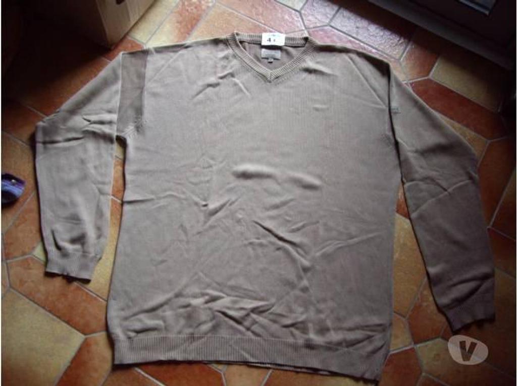 Vêtements occasion Bas-Rhin Bouxwiller - 67330 - Photos Vivastreet PULLS Homme Taille L à T.XXL à 4 €