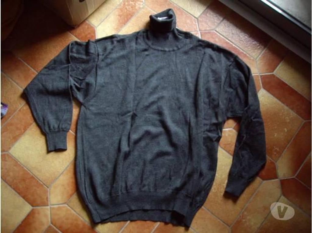 Vêtements occasion Bas-Rhin Bouxwiller - 67330 - Photos Vivastreet PULLS Homme Taille 48-50 et Taille 50-52