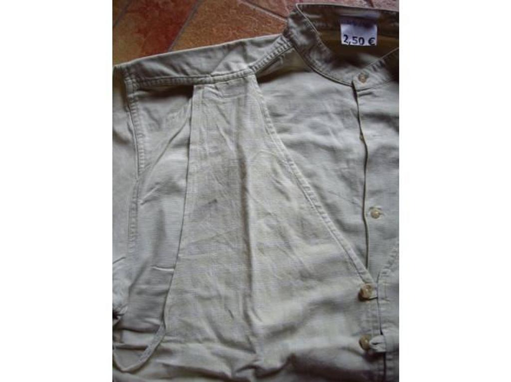 Vêtements occasion Bas-Rhin Bouxwiller - 67330 - Photos Vivastreet CHEMISE Homme Manches Longues T.45-46 à 2,50 €