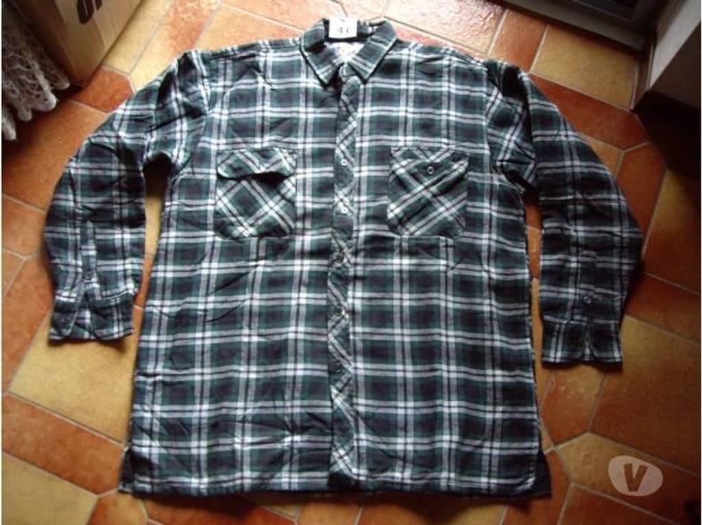 Vêtements occasion Bas-Rhin Bouxwiller - 67330 - Photos Vivastreet SUR-CHEMISES HOMME Taille L à 4 €