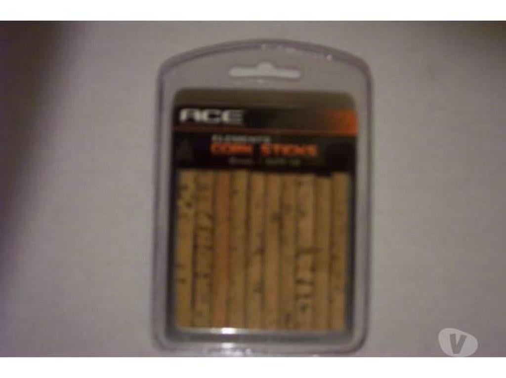Matériel de sport Lot-et-Garonne Villeneuve sur Lot - 47300 - Photos Vivastreet Boite 10 Cork sticks ACE pour peche carpe