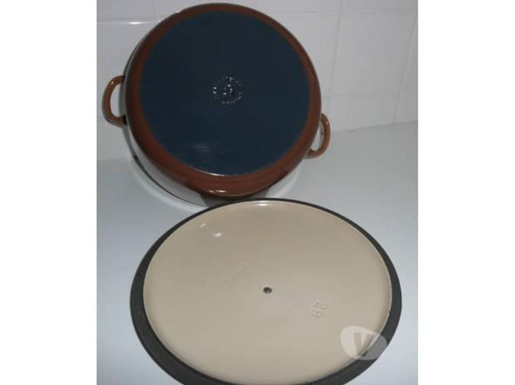 Ameublement & art de la table Seine-et-Marne Meaux - 77100 - Photos Vivastreet Cocotte LE CREUSET en fonte émaillée