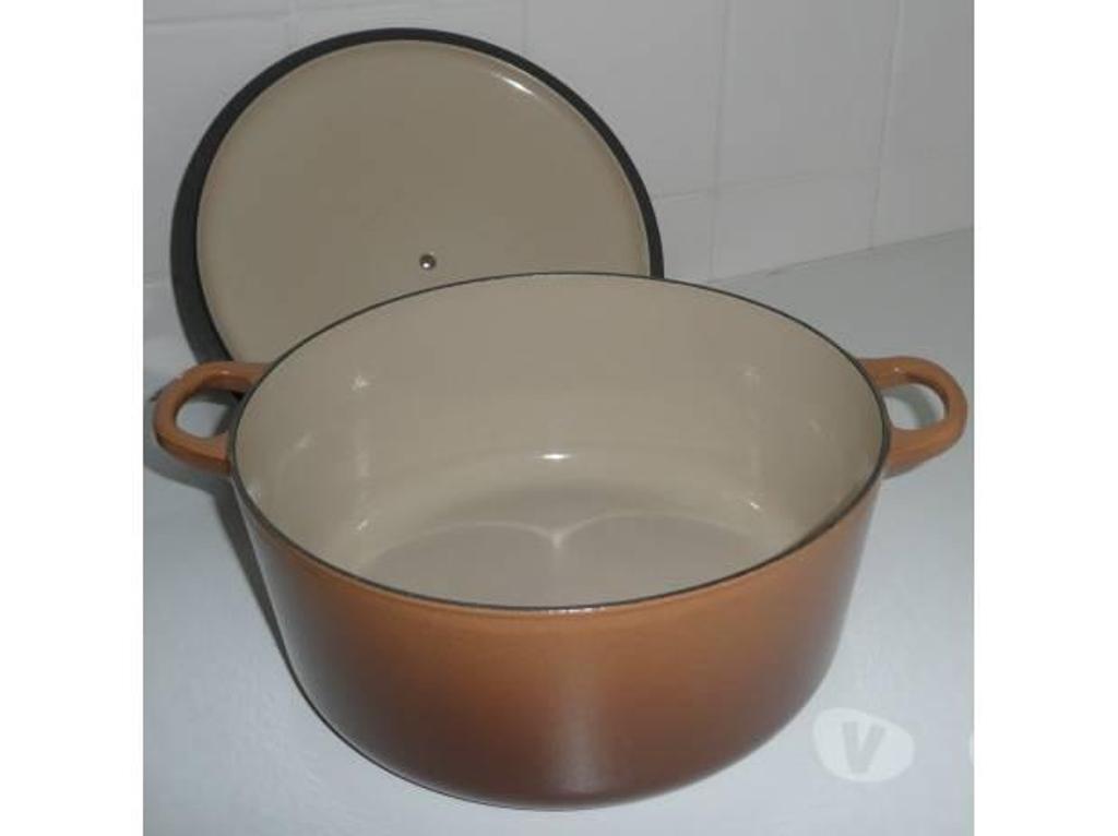 Ameublement & art de la table Seine-et-Marne Meaux - 77100 - Photos Vivastreet Cocotte LE CREUSET en fonte émaillée