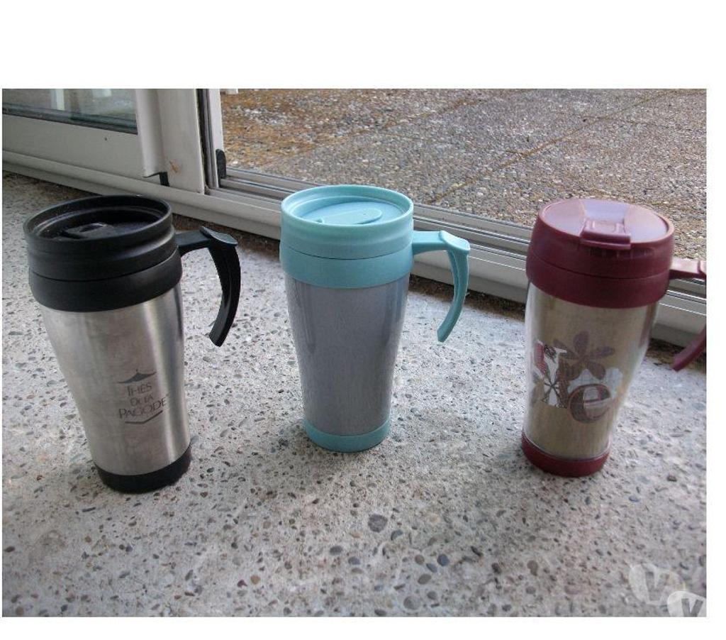 Ameublement & art de la table Bas-Rhin Bouxwiller - 67330 - Photos Vivastreet Mugs et Verres Isothermes -Neufs à 0,50 €