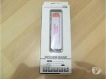 Chargeur de poche Power Bank 2800 mAh (Neuf)
