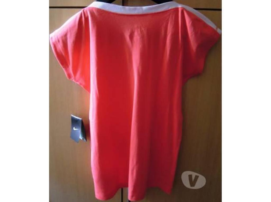 Vêtements occasion Lot-et-Garonne Villeneuve sur Lot - 47300 - Photos Vivastreet T shirt sport NIKE fille taille M ou L NEUF