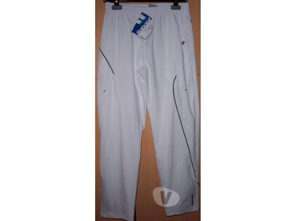 Vêtements occasion Lot-et-Garonne Villeneuve sur Lot - 47300 - Photos Vivastreet Survêtement femme BABOLAT Club taille M NEUF