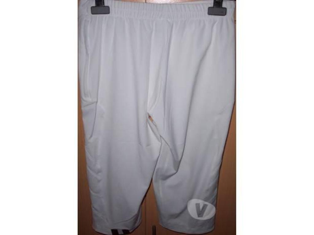 Vêtements occasion Lot-et-Garonne Villeneuve sur Lot - 47300 - Photos Vivastreet Pantacourt femme BABOLAT Perf taille XS