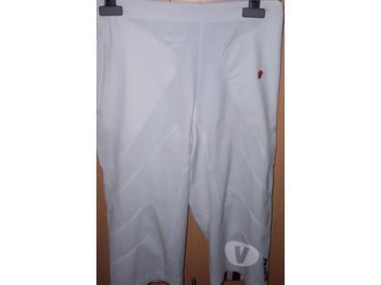Vêtements occasion Villeneuve sur Lot Lot-et-Garonne - Photos Vivastreet Pantacourt femme BABOLAT Perf taille XS