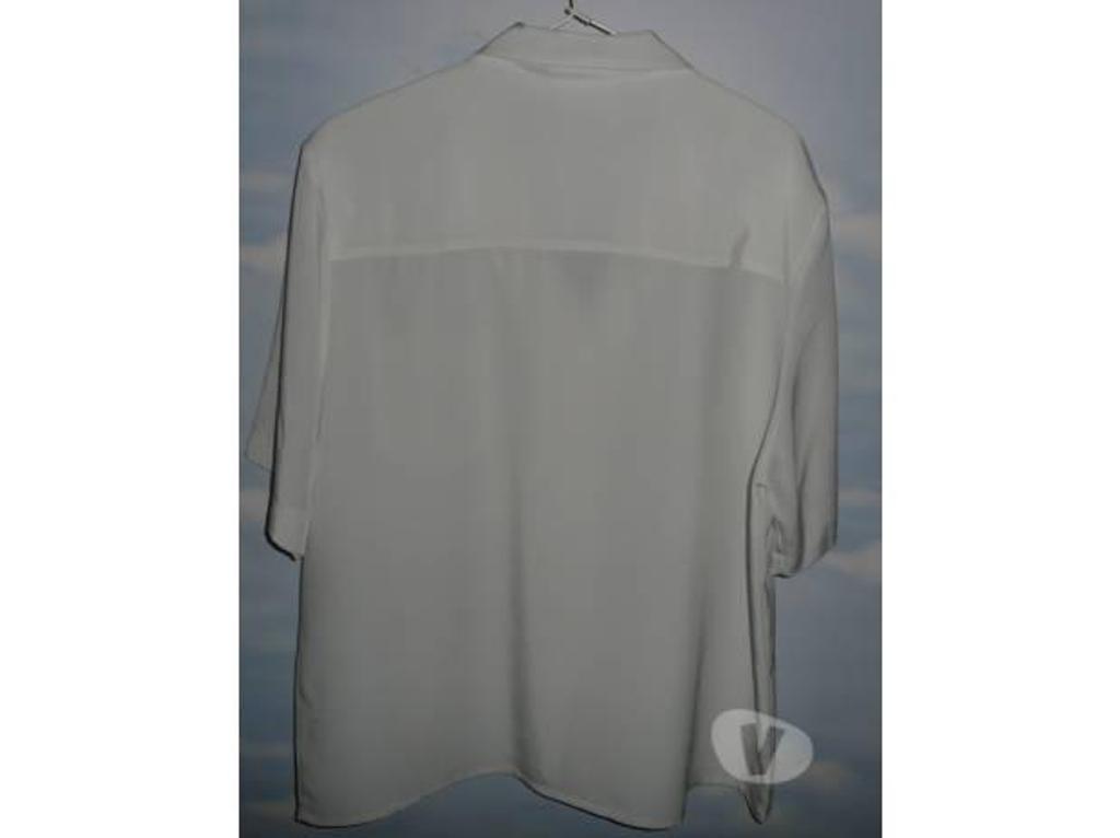 Vêtements occasion Seine-et-Marne Meaux - 77100 - Photos Vivastreet CHEMISIER femme taille 44/46 marque MARY WEST