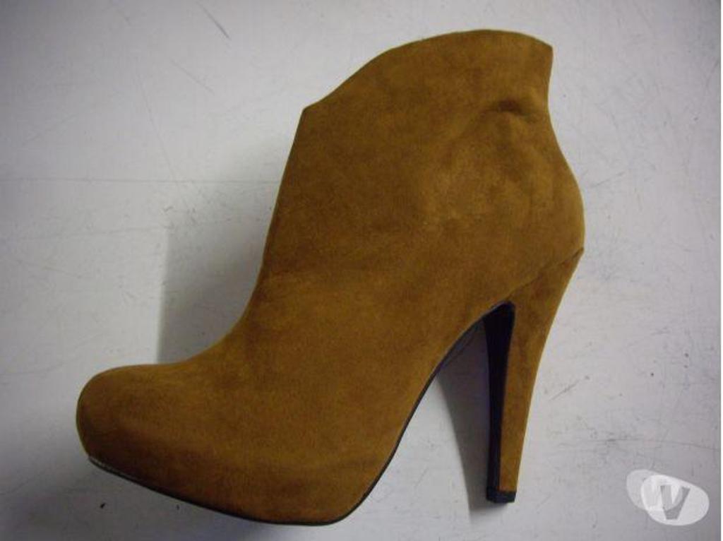 Chaussures Bas-Rhin Bouxwiller - 67330 - Photos Vivastreet Bottines coloris Camel pointure 41-neuves