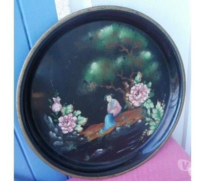 Décoration - art Montauban Tarn-et-Garonne - Photos Vivastreet Ancien plateau en tole peint décor du Japon, Ø 34 cm