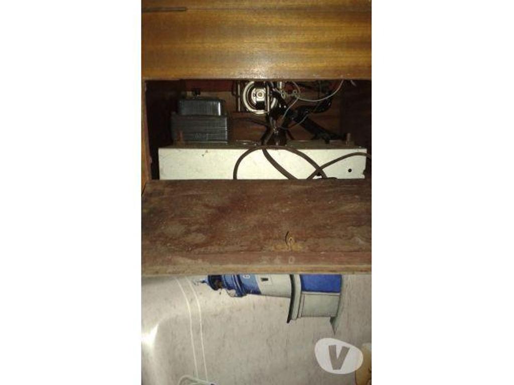 Collection Seine-et-Marne Montceaux les Provins - 77151 - Photos Vivastreet Electrophone Malle ancienne