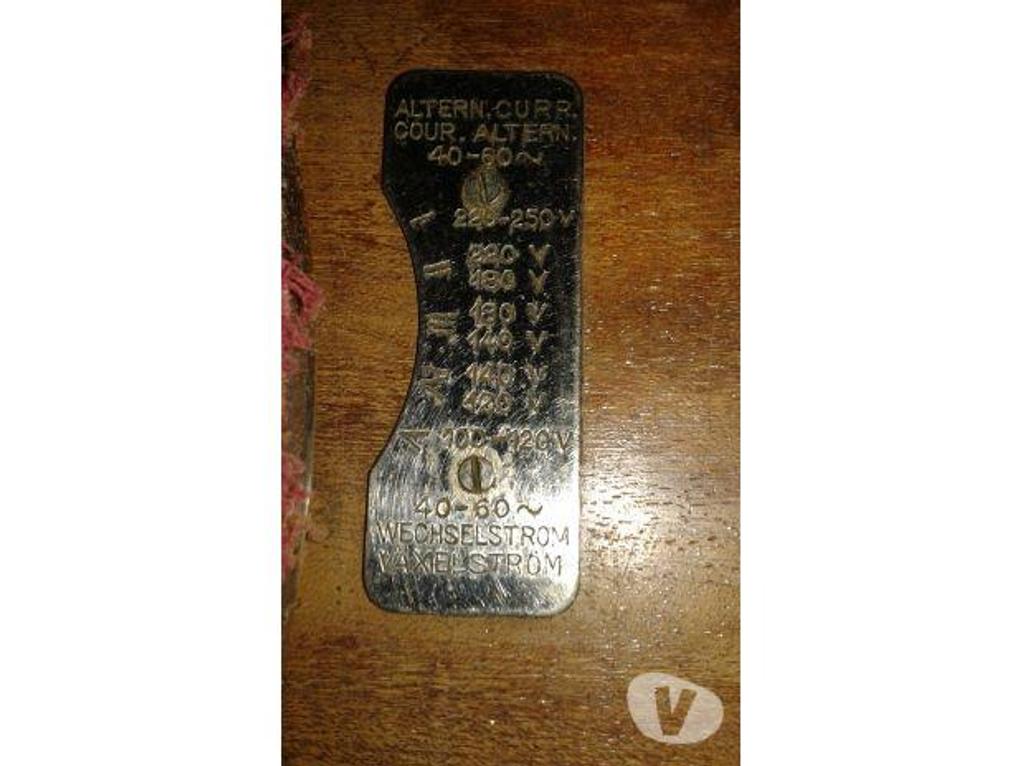 Collection Seine-et-Marne Montceaux les Provins - 77151 - Photos Vivastreet Electrophone Malle ancienne