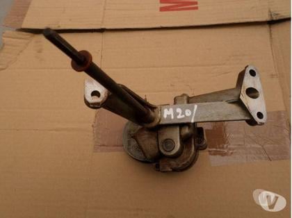 Pièces et services auto Perpignan Perpignan - Photos Vivastreet Pompe à huile pour moteur m20 /B20/B25/ BMW E30/E34