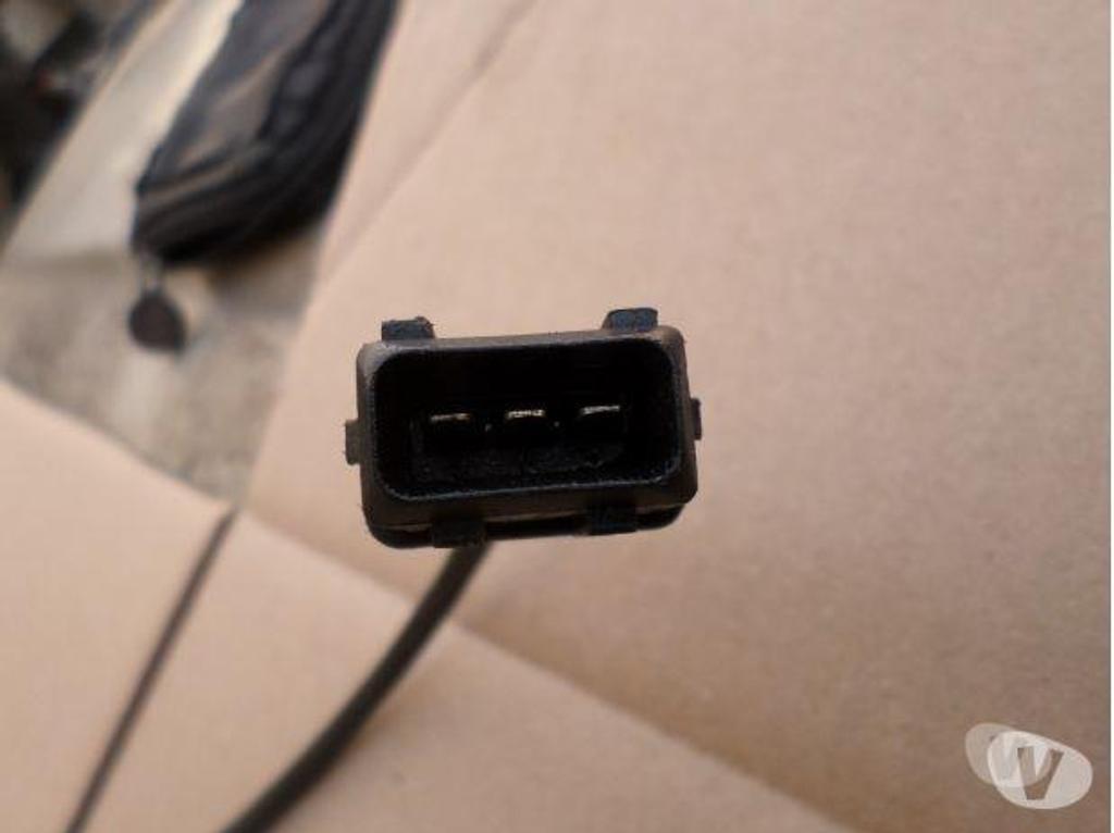 Pièces et services auto Pyrénées-Orientales Perpignan - Photos Vivastreet Capteur d'arbre a came bmw e36 316i318i