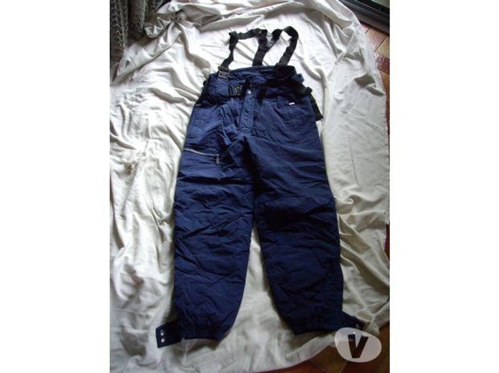 Vêtements occasion Bas-Rhin Bouxwiller - 67330 - Photos Vivastreet Pantalon-Salopette de ski Marine 11-12 ans à 2 €