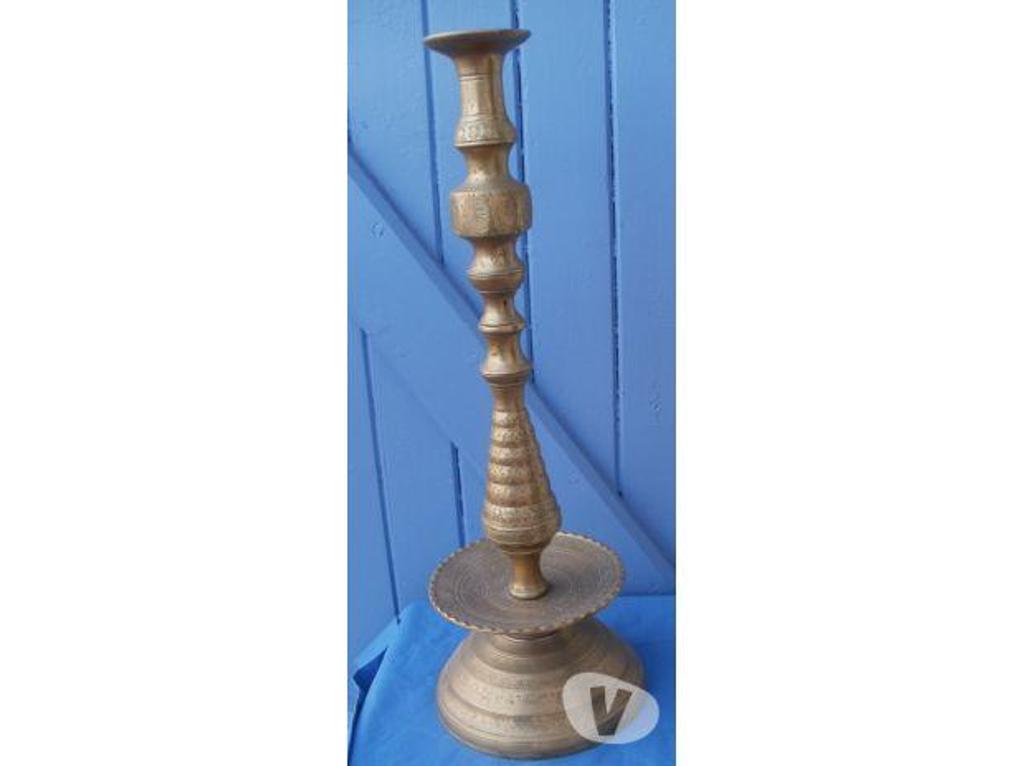 Décoration - art Tarn-et-Garonne Montauban - 82000 - Photos Vivastreet Grand bougeoir en bronze Hauteur 48 cm