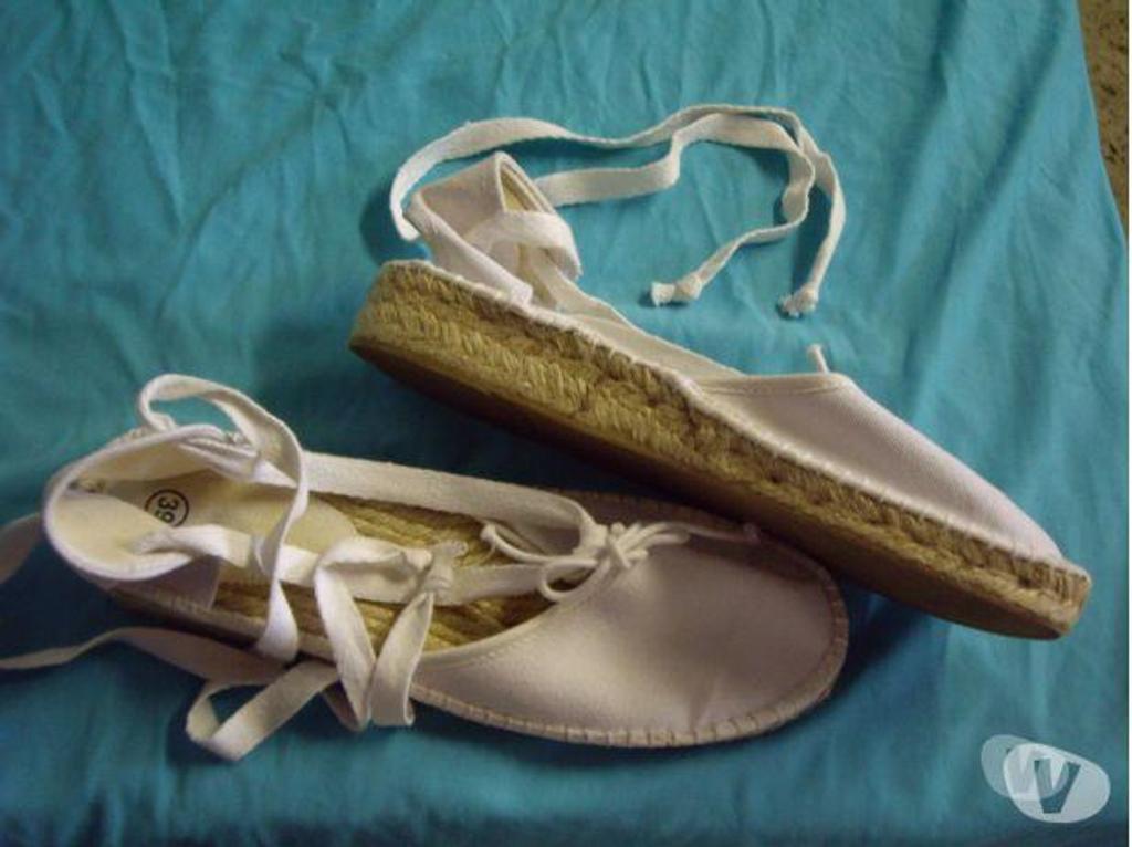 Chaussures Bas-Rhin Bouxwiller - 67330 - Photos Vivastreet 3 Paires d'Espadrilles montantes pt 39-neuves