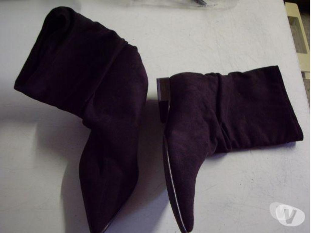 Chaussures Bas-Rhin Bouxwiller - 67330 - Photos Vivastreet Bottines Marron Daim pointure 39 à 7 €