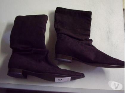 Chaussures et bottes occasion Bouxwiller Bas-Rhin - Photos Vivastreet Bottines Marron Daim pointure 39 à 7 €