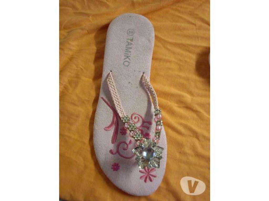 Chaussures Bas-Rhin Bouxwiller - 67330 - Photos Vivastreet Tongs Rose à perles pointure 39 à 5 €-neuves