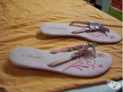 Chaussures Bouxwiller Bas-Rhin - Photos Vivastreet Tongs Rose à perles pointure 39 à 5 €-neuves