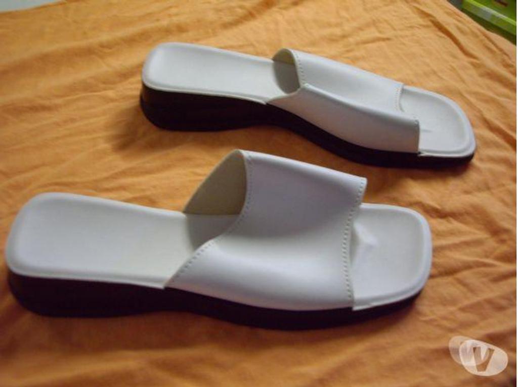 Chaussures Bas-Rhin Bouxwiller - 67330 - Photos Vivastreet Mules coloris Blanc pointure 38 à 5 €-neuves