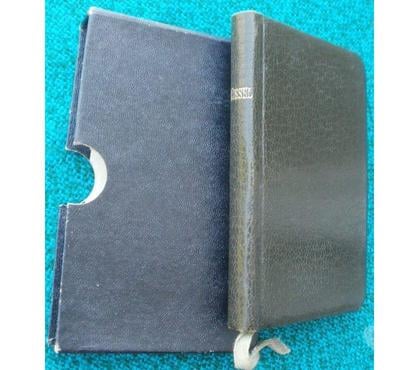 Livres occasion Montauban Tarn-et-Garonne - Photos Vivastreet MISSEL du PETIT COMMUNIANT N° 104 et son emboitage