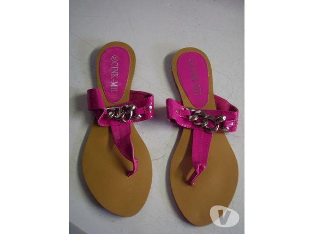 Chaussures Bas-Rhin Bouxwiller - 67330 - Photos Vivastreet Tongs à boucle Noir et Fuchsia pt 39 à 5 €-neuves