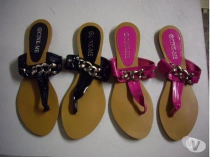 Chaussures occasion Bouxwiller Bas-Rhin - Photos Vivastreet Tongs à boucle Noir et Fuchsia pt 39 à 5 €-neuves