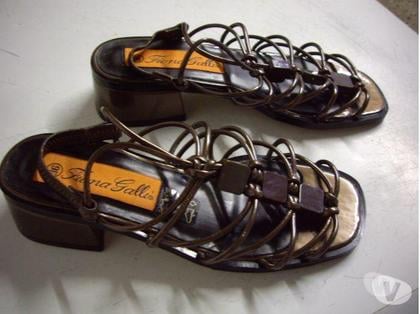 Chaussures Bouxwiller Bas-Rhin - Photos Vivastreet Sandales Brun Cuivré pointure 36-neuves