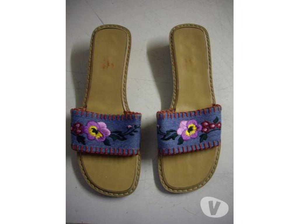 Chaussures Bas-Rhin Bouxwiller - 67330 - Photos Vivastreet Mules Bleu jean à fleurs pointure 39 