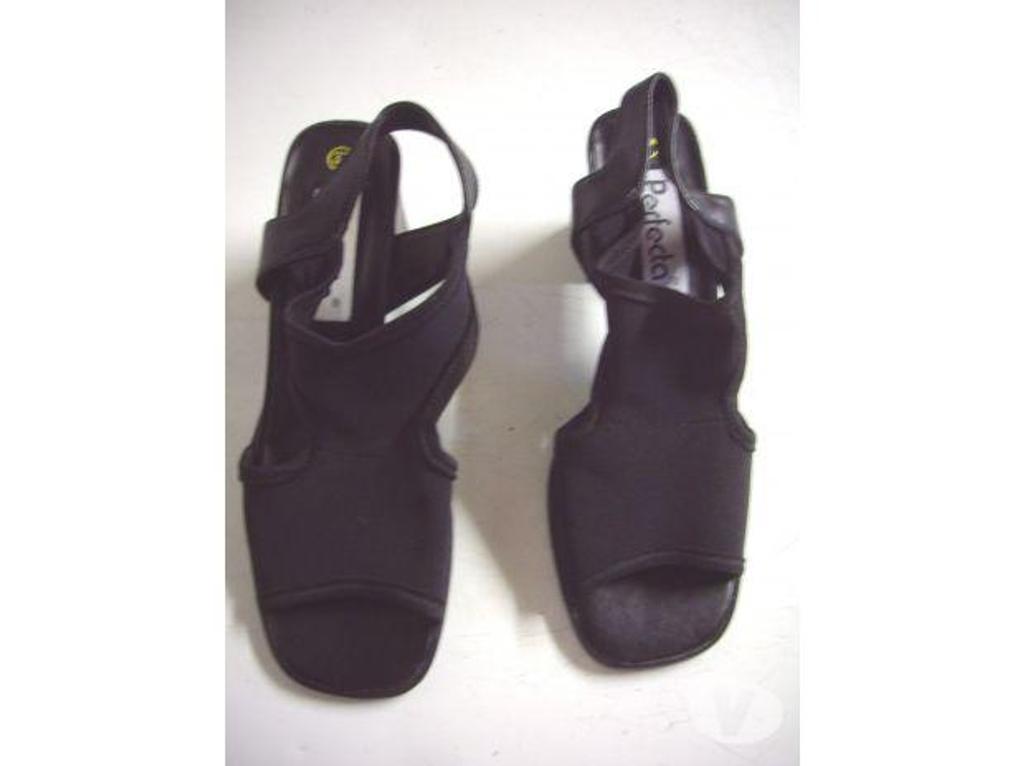 Chaussures Bas-Rhin Bouxwiller - 67330 - Photos Vivastreet Sandales Noir à talons pt 37-neuves- à 5 €