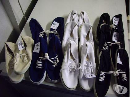 Chaussures et bottes occasion Bouxwiller Bas-Rhin - Photos Vivastreet Divers Baskets Toile pt 37