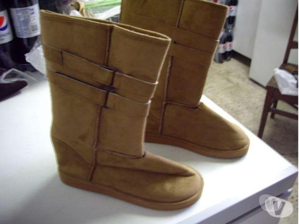 Chaussures Bas-Rhin Bouxwiller - 67330 - Photos Vivastreet Bottes Brun Fourrées pt39-40 -neuves- à 10 €