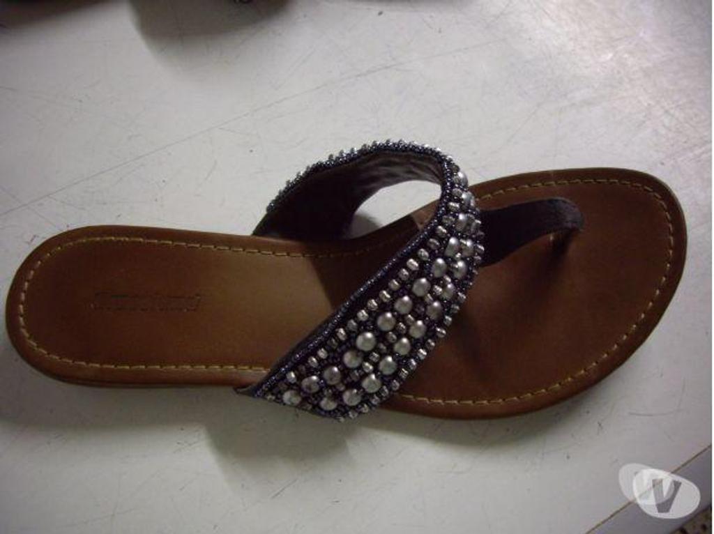 Chaussures Bas-Rhin Bouxwiller - 67330 - Photos Vivastreet Entredoigts Gris-Bleu perlés pt 40 -neufs- à 7 €