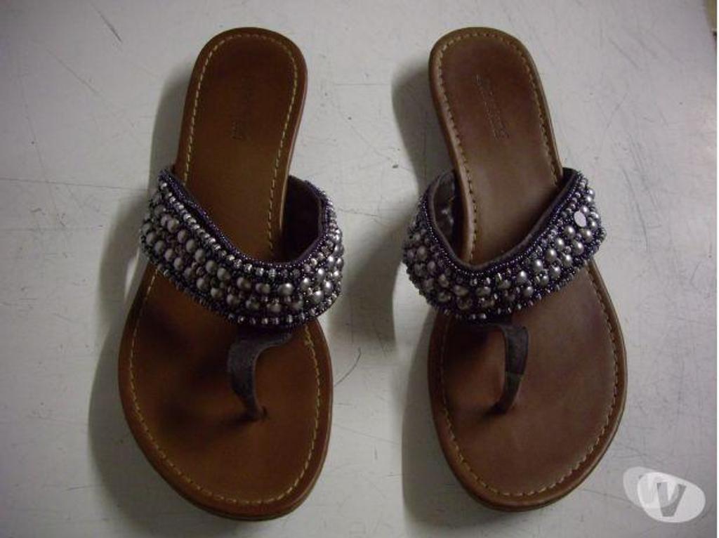 Chaussures Bas-Rhin Bouxwiller - 67330 - Photos Vivastreet Entredoigts Gris-Bleu perlés pt 40 -neufs- à 7 €