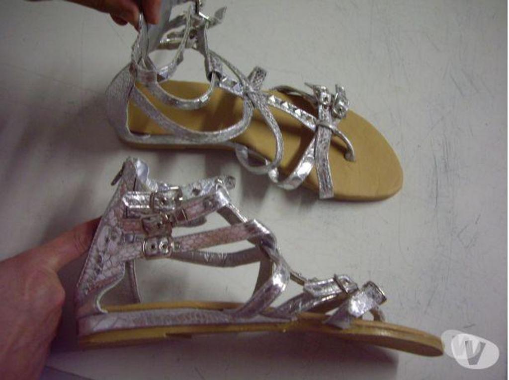 Chaussures Bas-Rhin Bouxwiller - 67330 - Photos Vivastreet Entredoigts spartiates Argentés pt 37-neuves