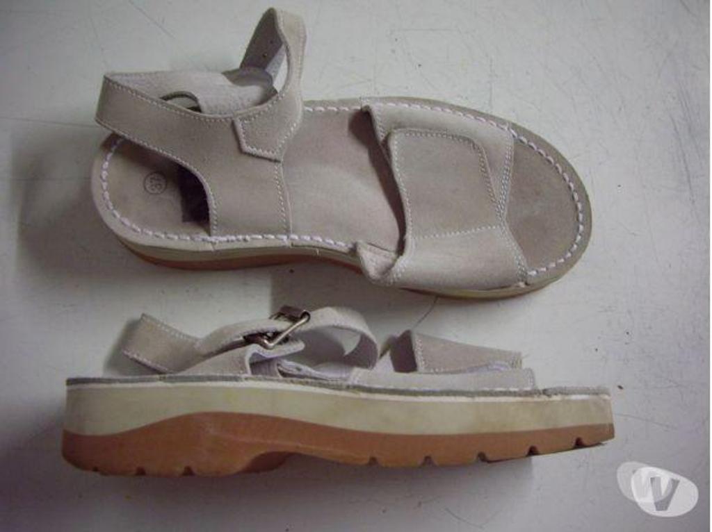 Chaussures Bas-Rhin Bouxwiller - 67330 - Photos Vivastreet Sandales Beige Crème pt 37-38 New Lander-neuves