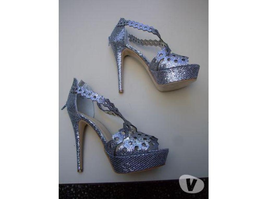 Chaussures Bas-Rhin Bouxwiller - 67330 - Photos Vivastreet Escarpins Gris Argentés croisés pt 38-39-neufs-15€