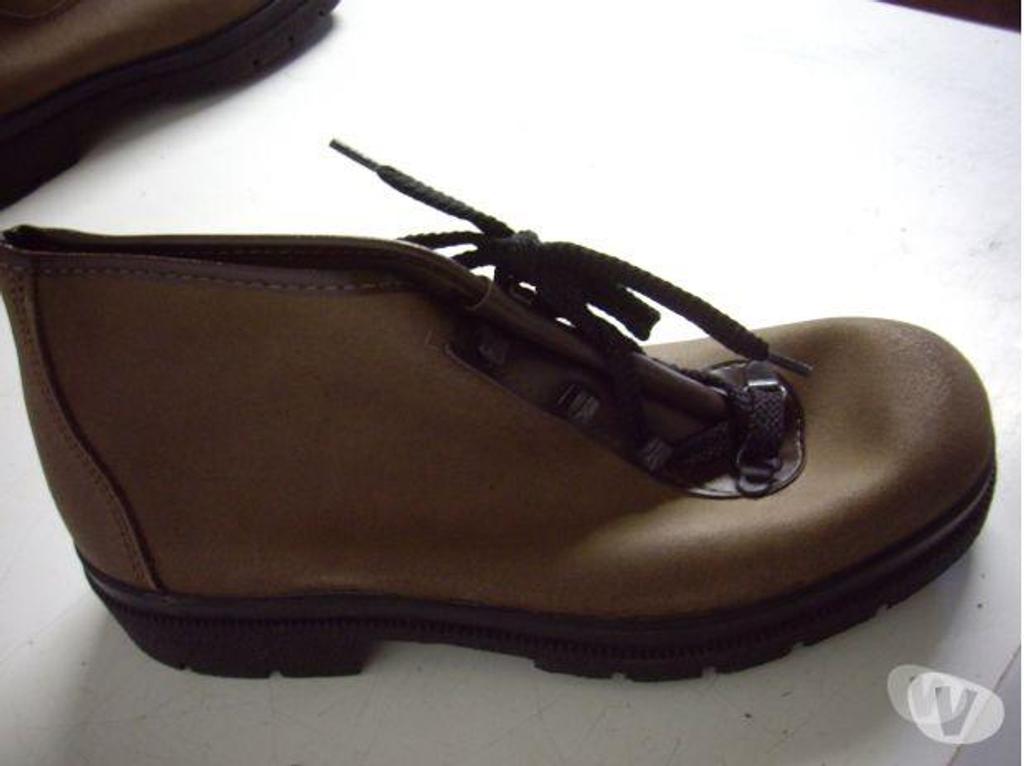 Chaussures Bas-Rhin Bouxwiller - 67330 - Photos Vivastreet Brodequins Brun pointure 40-neufs- à 10 €