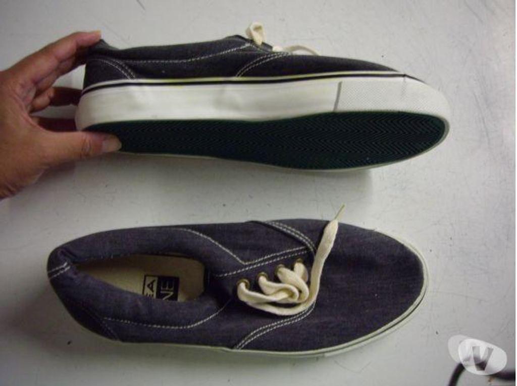 Chaussures Bas-Rhin Bouxwiller - 67330 - Photos Vivastreet Tennis en toile Bleu et Gris pt 40 -neuves 