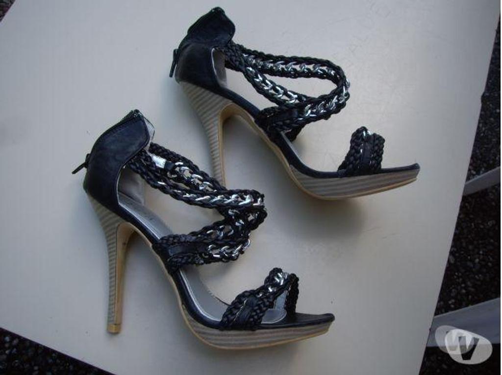 Chaussures Bas-Rhin Bouxwiller - 67330 - Photos Vivastreet Escarpins à talons Noir chainette pt 38-neufs-15 €