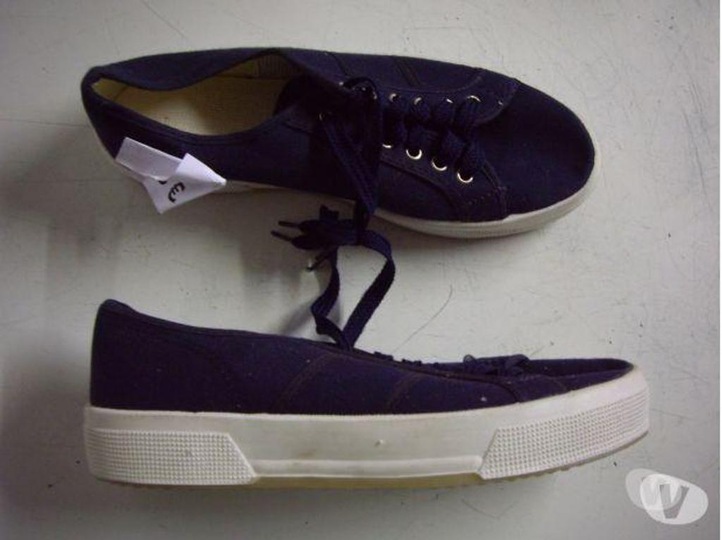 Chaussures Bas-Rhin Bouxwiller - 67330 - Photos Vivastreet Tennis en toile Marine à lacets pt 40 -neuves