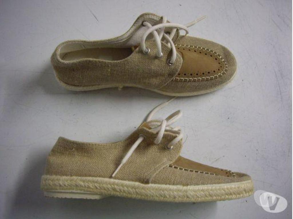 Chaussures Bas-Rhin Bouxwiller - 67330 - Photos Vivastreet Mocassins Beige à lacets pour Homme pt 40-41-neufs