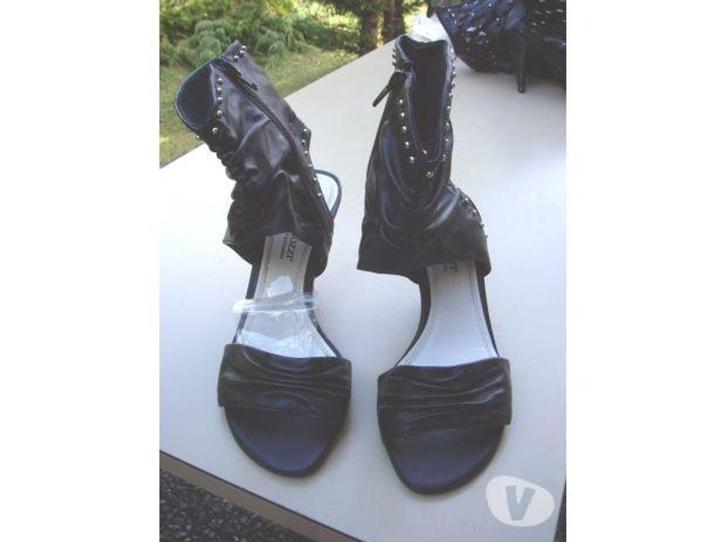 Chaussures Bas-Rhin Bouxwiller - 67330 - Photos Vivastreet Sandales Noires à clous à talons pt 38-39