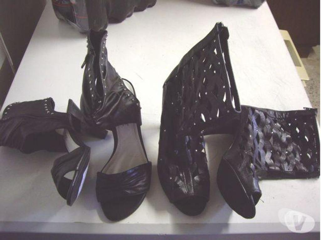 Chaussures Bas-Rhin Bouxwiller - 67330 - Photos Vivastreet Sandales Noires à clous à talons pt 38-39