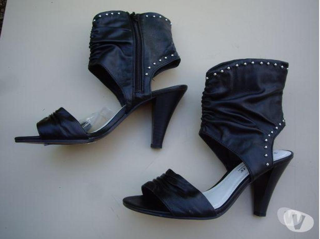 Chaussures Bas-Rhin Bouxwiller - 67330 - Photos Vivastreet Sandales Noires à clous à talons pt 38-39